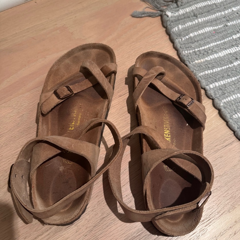 Birkenstock Yara ankle strap sandals, size 9